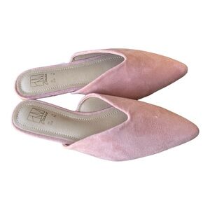 Classic Women’s Pink Mules Size 5.